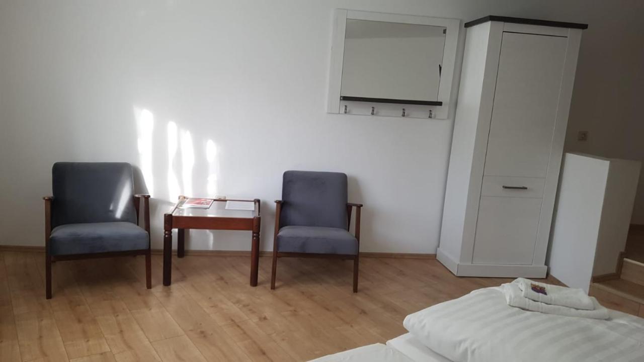 Pension New Nomads Zesch Εξωτερικό φωτογραφία